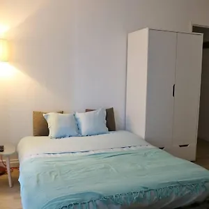  Appartement Location Equipe A 200m De La Plage. France